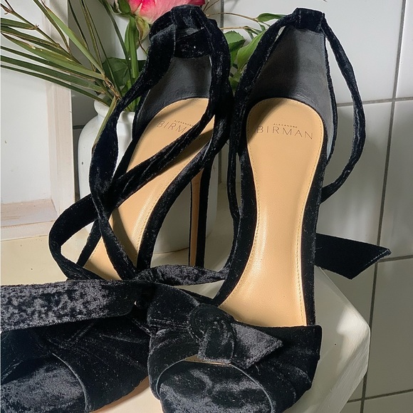 Alexandre Birman Shoes - Alexandre Birman black velvet sandal heels